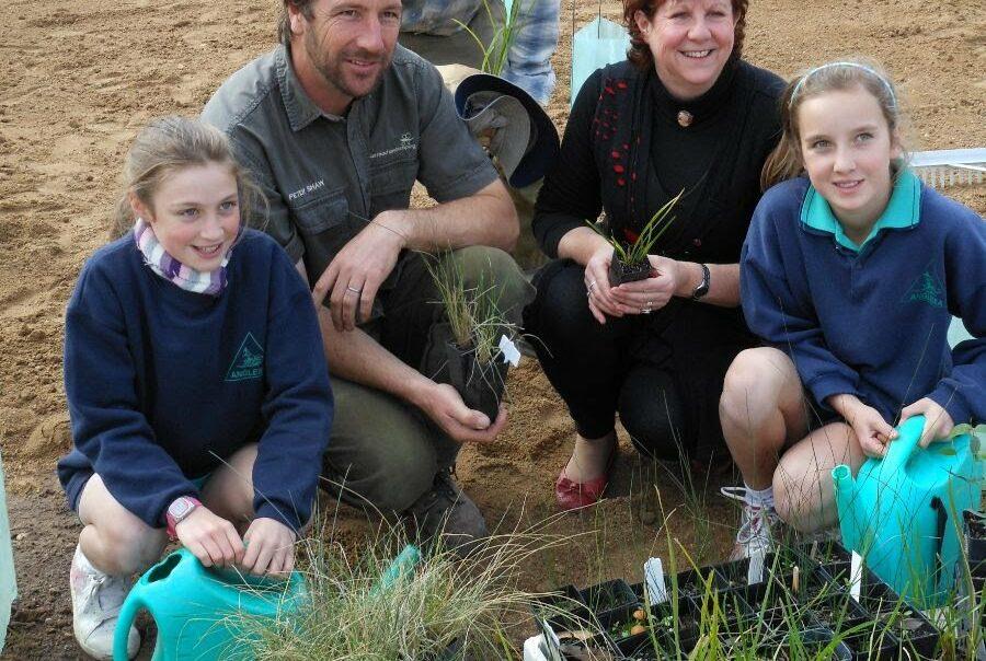 First planting day at Anglesea Primary School, 2011